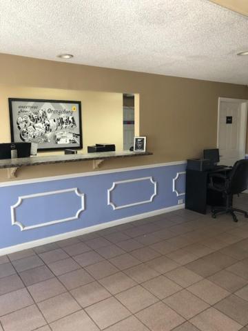 Motel Super 8 By Wyndham Orangeburg North Extérieur photo
