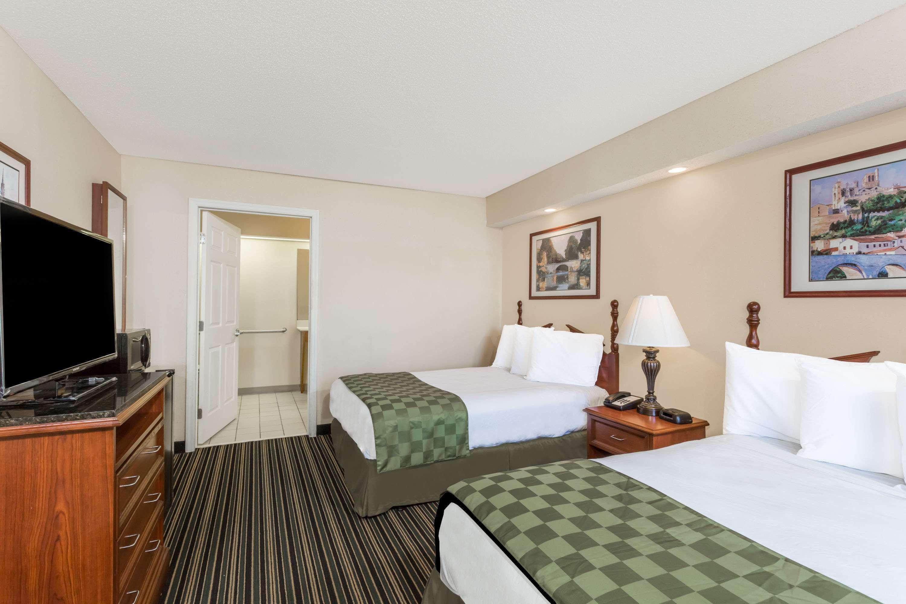Motel Super 8 By Wyndham Orangeburg North Extérieur photo
