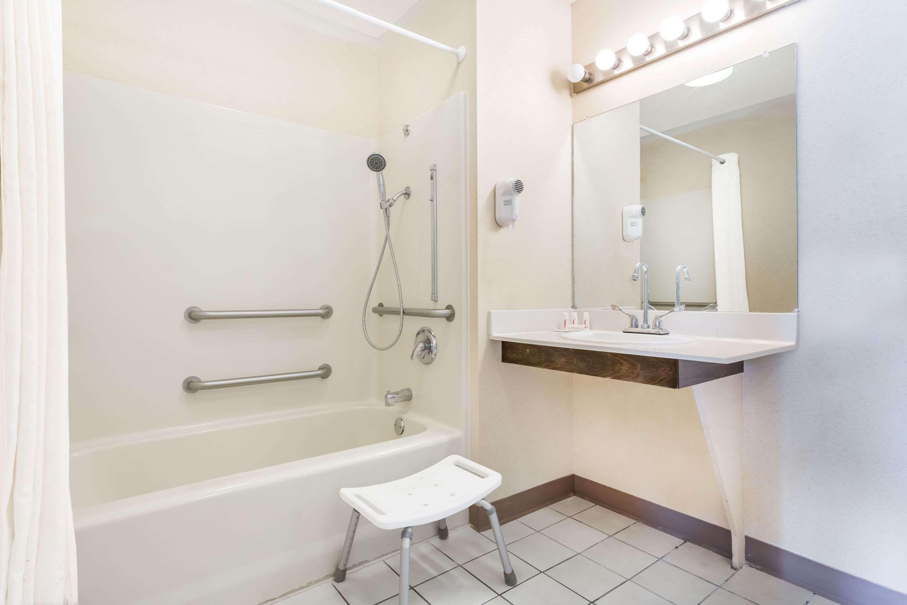 Motel Super 8 By Wyndham Orangeburg North Extérieur photo