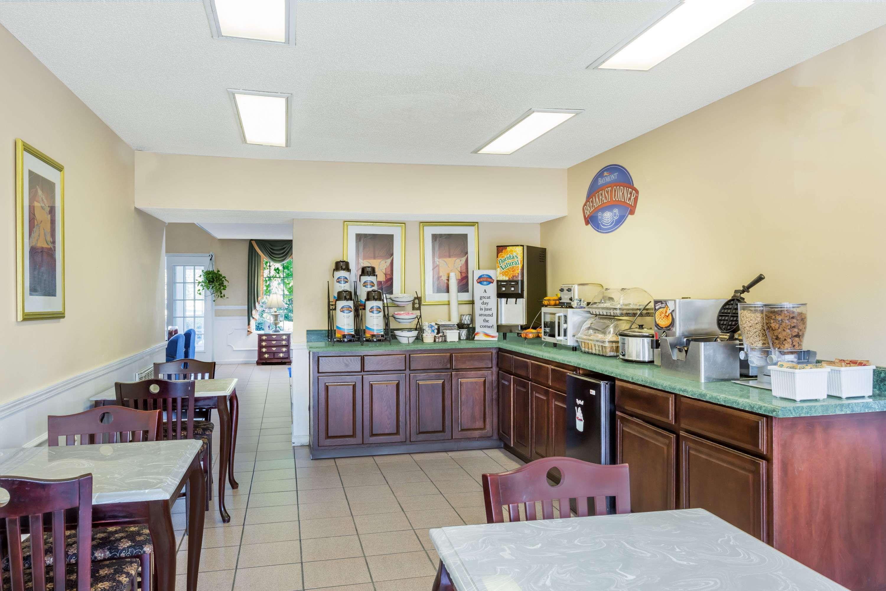 Motel Super 8 By Wyndham Orangeburg North Extérieur photo