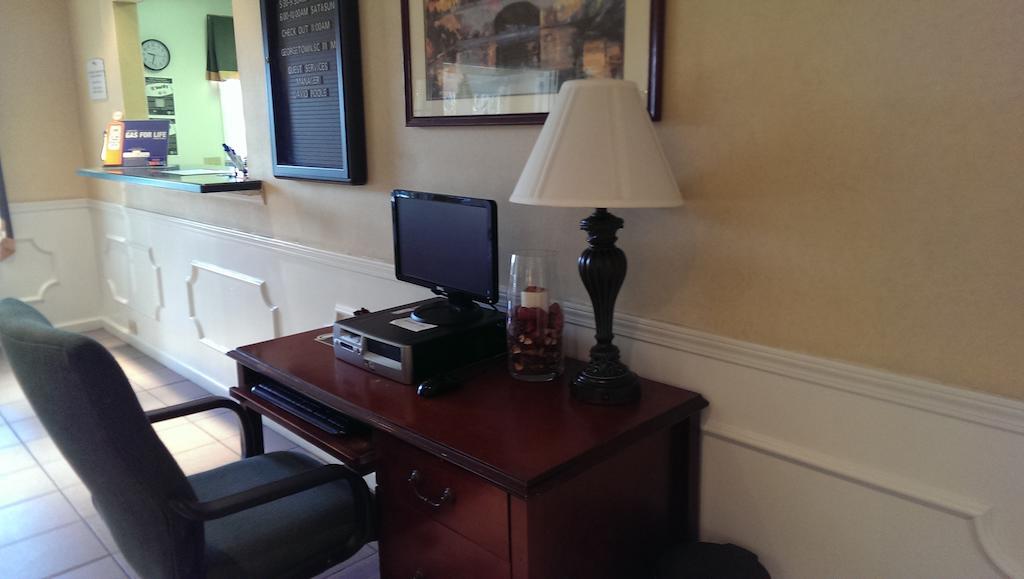 Motel Super 8 By Wyndham Orangeburg North Extérieur photo